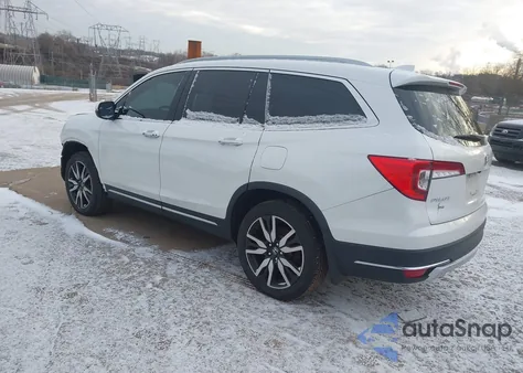 2020 Honda Pilot Awd Touring 8 Passenger z USA, uszkodzony, nr VIN 5FNYF6H92LB002331